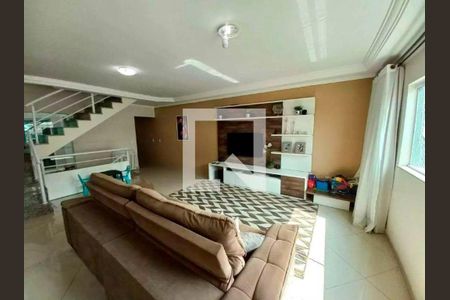 Casa à venda com 3 quartos, 190m² em Vila Linda, Santo André