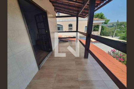 Casa à venda com 4 quartos, 326m² em Vila Valqueire, Rio de Janeiro