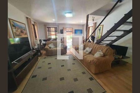 Casa à venda com 4 quartos, 326m² em Vila Valqueire, Rio de Janeiro