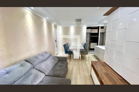 Sala de apartamento para alugar com 3 quartos, 77m² em Picanço, Guarulhos
