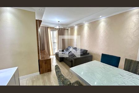 Sala de apartamento para alugar com 3 quartos, 77m² em Picanço, Guarulhos