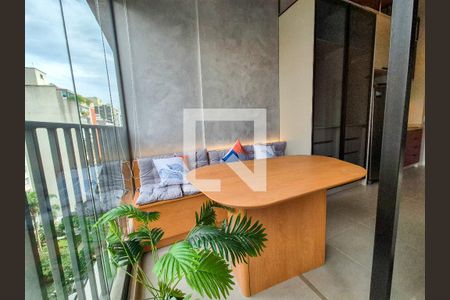 Sala de apartamento para alugar com 1 quarto, 26m² em Higienópolis, São Paulo