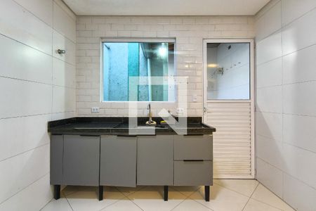 Cozinha  de casa de condomínio para alugar com 2 quartos, 150m² em Vila Tupi, Praia Grande