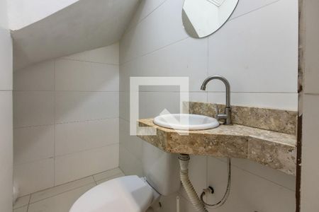Lavabo de casa de condomínio para alugar com 2 quartos, 150m² em Vila Tupi, Praia Grande