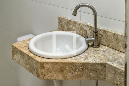 Lavabo de casa de condomínio para alugar com 2 quartos, 150m² em Vila Tupi, Praia Grande