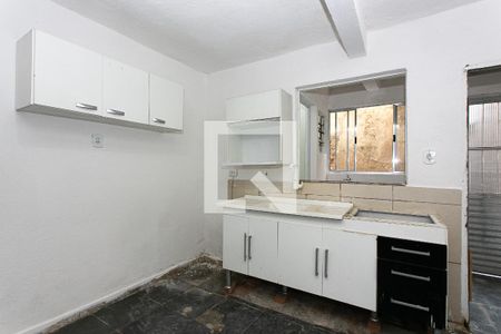 Cozinha de casa para alugar com 1 quarto, 25m² em Guaiauna, São Paulo