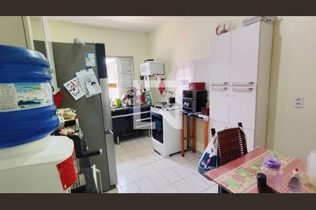 Cozinha 1 de casa para alugar com 2 quartos, 120m² em Vila Urupes, Suzano