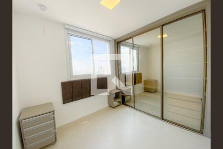 Quarto 1 de apartamento à venda com 2 quartos, 50m² em Parque Industrial Tomas Edson, São Paulo
