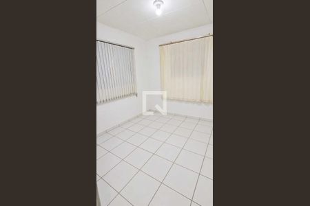 Quarto de casa para alugar com 4 quartos, 219m² em Conjunto Riviera, Goiânia