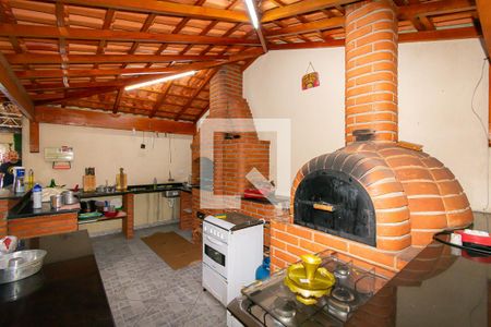 Casa para alugar com 0 quarto, 200m² em Vila Nova York, São Paulo