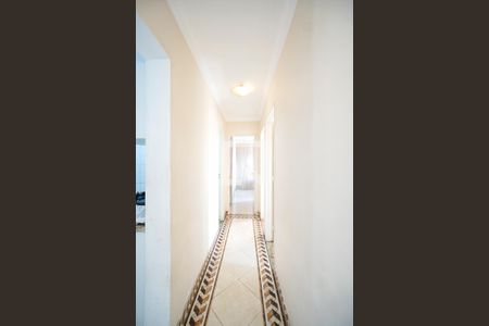 Corredor dos quartos de apartamento à venda com 3 quartos, 76m² em Vila Carlos de Campos, São Paulo