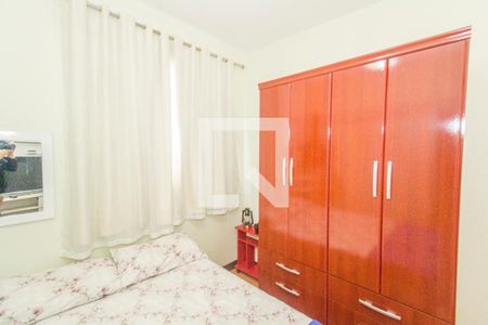 Quarto 2 de casa à venda com 3 quartos, 158m² em Realengo, Rio de Janeiro