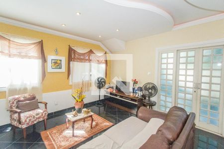 Sala de casa à venda com 3 quartos, 158m² em Realengo, Rio de Janeiro