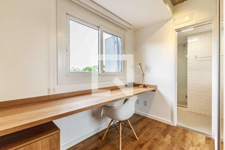 Suíte 1  de apartamento para alugar com 2 quartos, 111m² em Jardim Europa, Porto Alegre