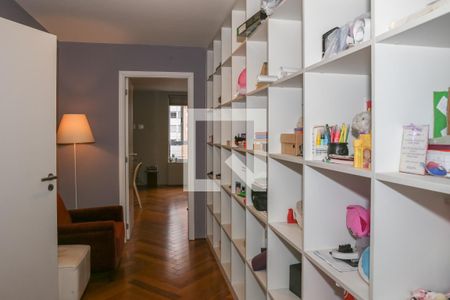 Corredor de apartamento para alugar com 2 quartos, 167m² em Alto da Lapa, São Paulo
