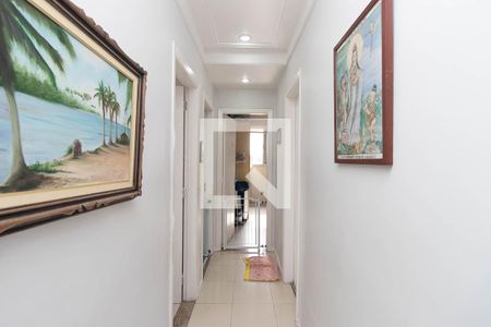 Corredor dos Quartos de apartamento para alugar com 3 quartos, 74m² em Vila Medeiros, São Paulo