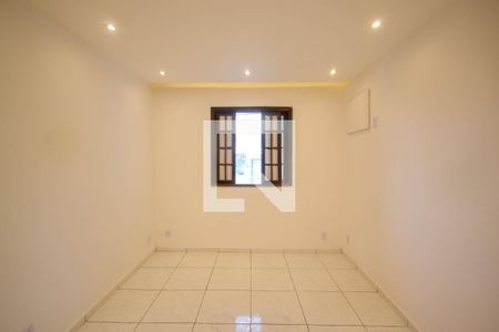 Casa para alugar com 2 quartos, 200m² em Jardim Alvorada, Nova Iguaçu