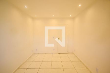 Casa para alugar com 2 quartos, 200m² em Jardim Alvorada, Nova Iguaçu