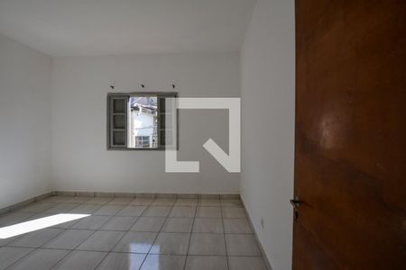 QUARTO 1 de casa para alugar com 2 quartos, 200m² em Jaguaré, São Paulo