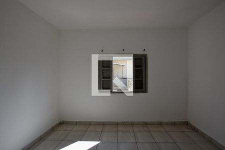 QUARTO 1 de casa para alugar com 2 quartos, 200m² em Jaguaré, São Paulo