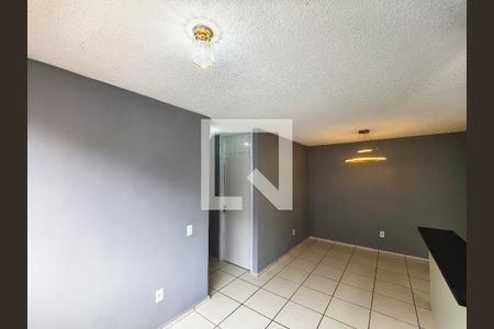 Sala de apartamento à venda com 2 quartos, 43m² em Curicica, Rio de Janeiro