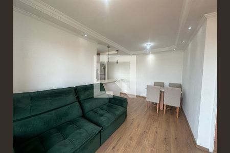 Sala de apartamento para alugar com 2 quartos, 57m² em Jardim Maria Helena, Barueri