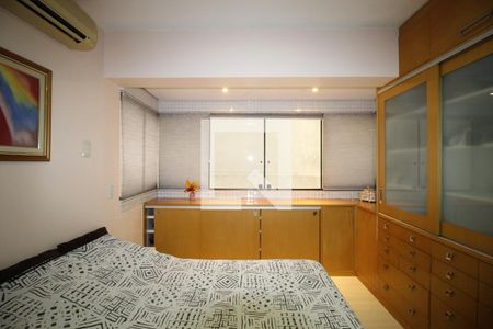 Suíte 1 de apartamento à venda com 2 quartos, 114m² em Petrópolis, Porto Alegre