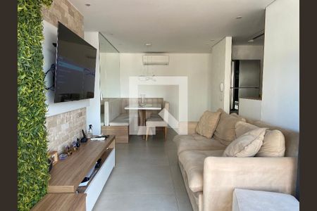 Sala de apartamento à venda com 3 quartos, 71m² em Ferreira, São Paulo