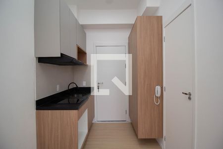 Cozinha de kitnet/studio para alugar com 1 quarto, 20m² em Vila Pereira Barreto, São Paulo