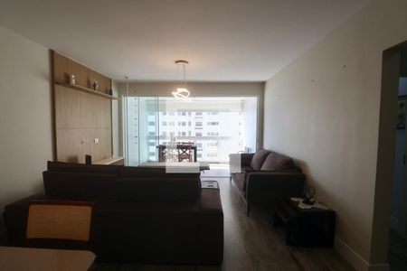 Sala de apartamento para alugar com 3 quartos, 140m² em Jardim Asturias, Guarujá