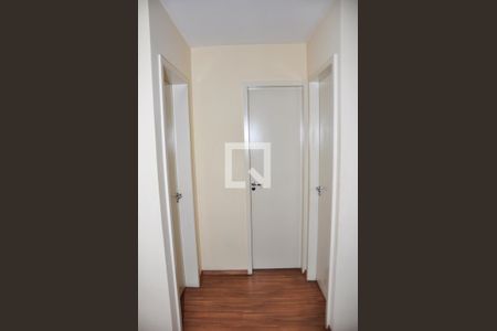 Detalhe - Corredor Quartos de apartamento para alugar com 2 quartos, 50m² em Vila Cruz das Almas, São Paulo