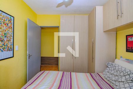 Quarto 1 de apartamento à venda com 3 quartos, 74m² em Jardim Itu, Porto Alegre
