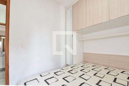 Quarto 1 de apartamento para alugar com 2 quartos, 30m² em Vila Dom Pedro I, São Paulo