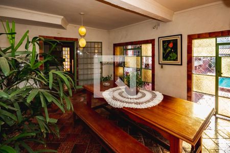 Casa para alugar com 5 quartos, 535m² em Castelo, Belo Horizonte