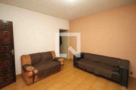 Casa à venda com 3 quartos, 250m² em Vila Ema, São Paulo