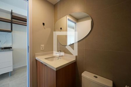 Banheiro de kitnet/studio para alugar com 1 quarto, 25m² em Vila Mariana, São Paulo