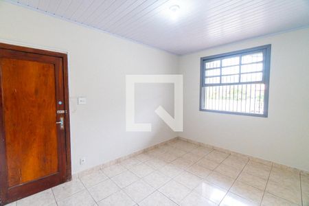 Quarto 2 de casa para alugar com 2 quartos, 120m² em Vila Fachini, São Paulo