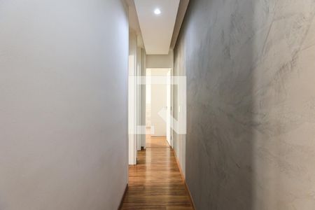 Corredor de apartamento para alugar com 2 quartos, 42m² em Vila Pirajussara, São Paulo