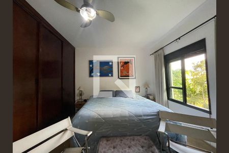 Quarto 1 de casa de condomínio para alugar com 4 quartos, 200m² em Chácara das Paineiras, Cotia