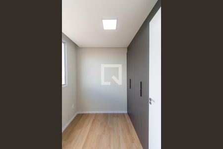 Quarto 1 de apartamento para alugar com 2 quartos, 37m² em Jardim Santa Adelia, São Paulo