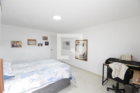 Quarto 2 de casa para alugar com 5 quartos, 300m² em Barreirinha, Curitiba