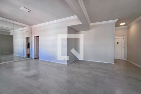 Sala  de apartamento para alugar com 5 quartos, 130m² em Copacabana, Rio de Janeiro