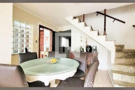 Casa à venda com 3 quartos, 263m² em Jardim Bela Vista, Santo André