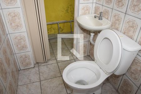 Banheiro de casa para alugar com 1 quarto, 120m² em Jardim de Lourdes, Embu das Artes