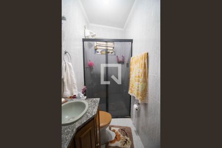 BANHEIRO de casa à venda com 7 quartos, 300m² em Vila Romero, São Paulo
