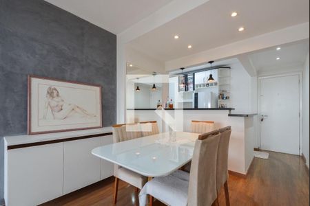 Apartamento à venda com 2 quartos, 66m² em Aclimação, São Paulo