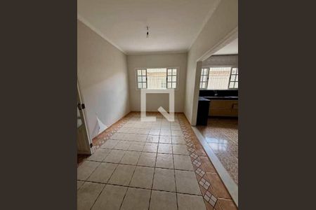Casa à venda com 5 quartos, 220m² em Parque Bandeirante, Santo André