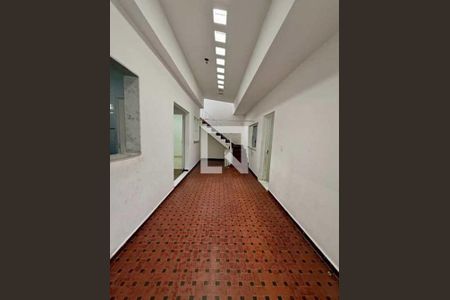 Casa à venda com 5 quartos, 220m² em Parque Bandeirante, Santo André