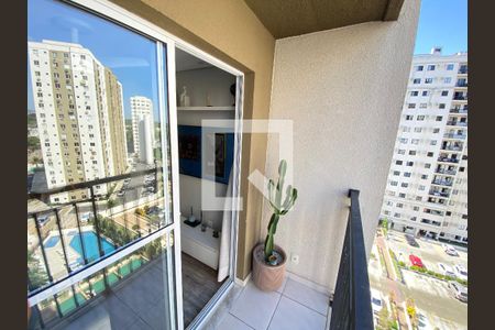 Apartamento à venda com 2 quartos, 48m² em Del Castilho, Rio de Janeiro