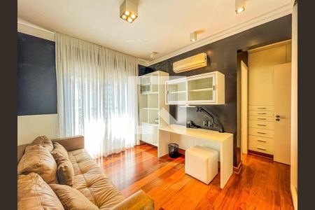 Apartamento à venda com 4 quartos, 302m² em Vila Uberabinha, São Paulo